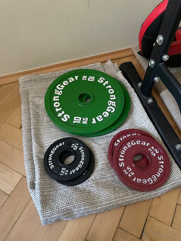 Ocelové kotouče, kettlebell a bulharský pytel - 2