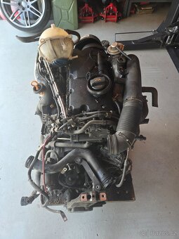 motor 1.9 TDI 77 kw kód BXE - 2