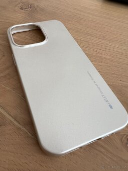 zlatý obal na iPhone 14pro - 2