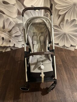 Cybex Balios S Lux 2023 - Silver/Lava Grey - 2