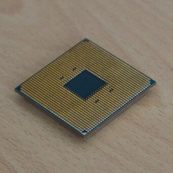 Ryzen 5 2600 - 2