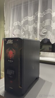 💻 Herní počítač + monitor + klávesnice - 2