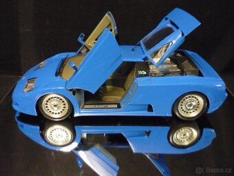 Bugatti EB110 světle modré Bburago 1/18 - 2
