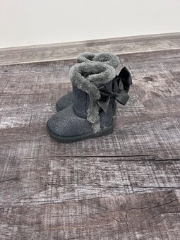 Zimní kozačky (sněhule) velikost 21 - 2