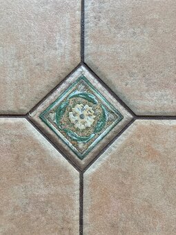 Konferenční stolek částečný masiv - 2