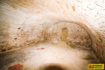 Litobratřice, komerce, vinný sklep, k rekonstrukci - vinný s - 2