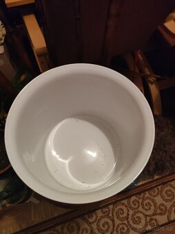 Velký bílý porcelán květináč - 2