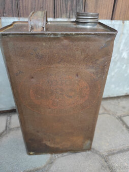 stará plechovka od oleje - 2