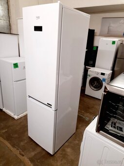 Nová lednice BEKO NeoFrost 203 cm, ZÁRUKA RCNA 406E60WN - 2