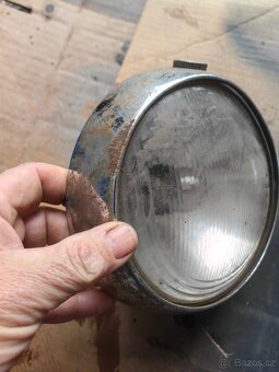 Jawa panelka světla - 2