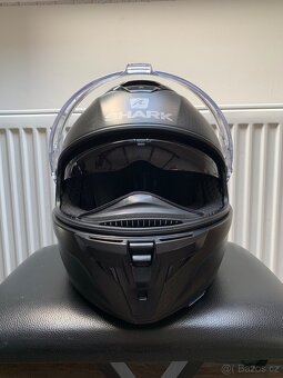 SHARK SPARTAN GT CARBON - helma na motorku - 2