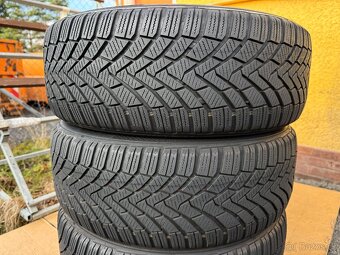 Zimní pneu 205/55/16 Continental ContiWinterContact TS850 - 2