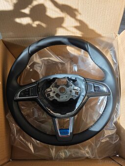 Nový kožený volant Škoda Scout - 2