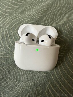 Apple AirPods 4 - 2