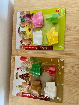 Zdobicí sáček, formičky, váleček na těsto, stojan s tryskami - 2