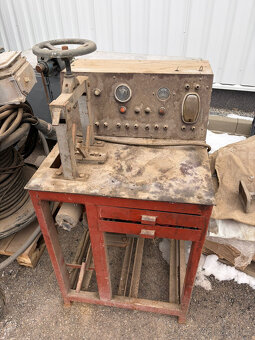 Stará zkoušečka alternátorů - 2