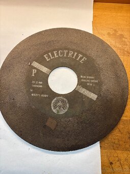 Brusny rezaci kotouc - naradi - 2