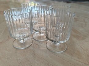 Panáky na nožičce - 2