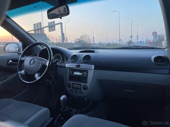 Lacetti Chevrolet - 2