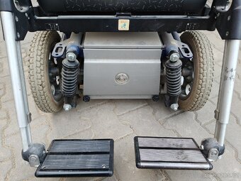 Elektrický invalidní vozík - 2