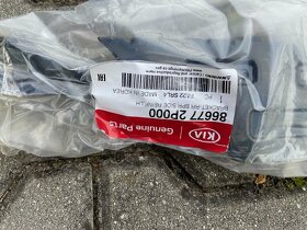 Kia Sorento 2 2010-2015 držák nárazníku - 2