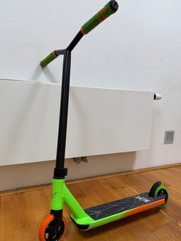 KOLOBĚŽKA BLUNT - 2