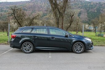 Toyota Avensis Combi 1.6 D-4D - 2