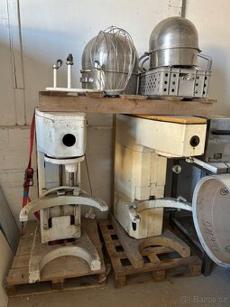 3x ALBA RE22 robot - 2