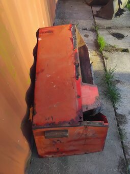 Prodám blatníky na zetor 12145 - 2