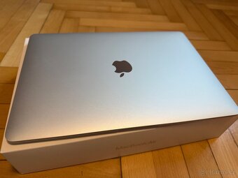 Apple MacBook Air M1 13,3", 16GB, 512GB - 2