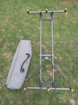 Tripod - 2