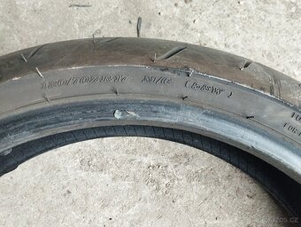 Pneu 120/70 ZR17 - 2