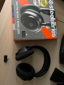 Herní sluchátka SteelSeries Arctis Nova 7 - 2