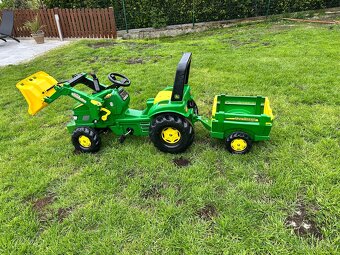 Detsky šlapaci traktor John Deere - 2