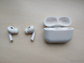 Apple AirPods Pro (2. generace) s MagSafe pouzdrem (USB-C) - 2