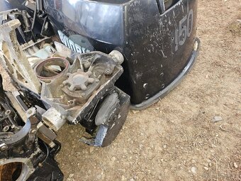 Lodní motor evindrude 150 na dily - 2