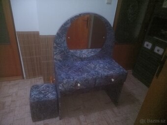 Prodám noční stolek - 2