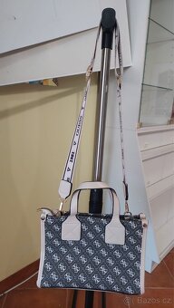 Kabelka Guess - 2
