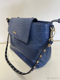Kabelka Guess Antilla Top Handle Flap - 2