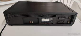 SONY SLV - SE700 Hi-Fi STEREO - video - 2
