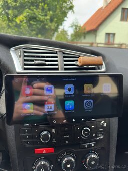 Carplay/Android auto displej - 2