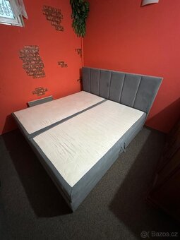 Manželská postel s úložným prostorem - 2