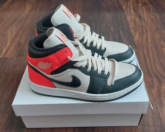 NIKE AIR JORDAN 1 MID vel. 42 - 2