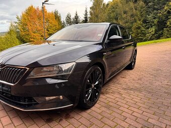 Škoda Superb 2018 200kw Laurin & Klement - 2