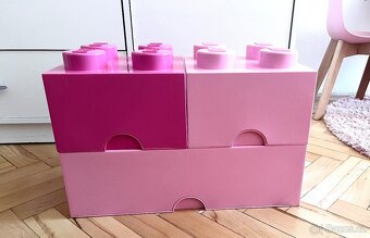 Růžové boxy na lego - 2