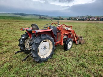 JAPONSKÝ MALOTRAKTOR YANMAR F235D+ČELNÍ NAKLADAČ - 2