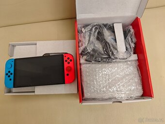 🎮 Switch OLED – Perfektní stav 🌟 | Hardwarový unlock - 2