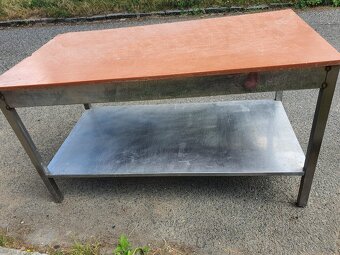 velký nerez stůl s krájecí deskou DOPRAVA - 2