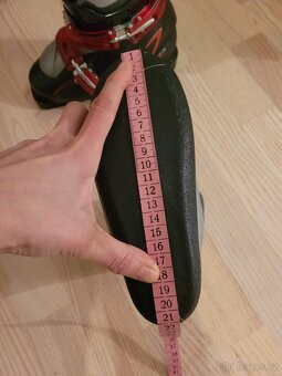 Dětské lyže Atomic 90cm + boty, hůlky, helma a brýle - 2