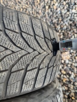235/55/17 - Nexen zimní pár pneu - 2